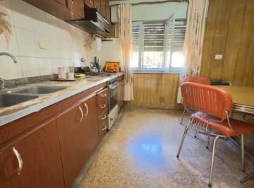 Casa · 158m² · 6 Ambientes · 1 Cochera · Casa en Venta Berazategui Oeste