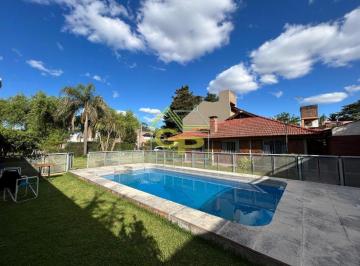 Casa de 3 ambientes, Ezeiza · Venta de Casaquinta en Ezeiza con Piscina