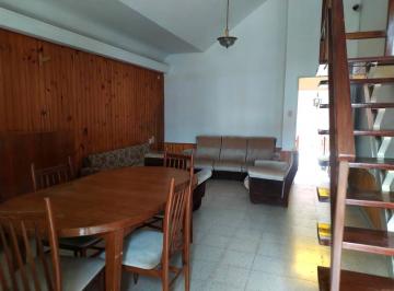 Casa · 108m² · 3 Ambientes · 1 Cochera · Casa en Barrio 7 Jefes - 2 Dorm.
