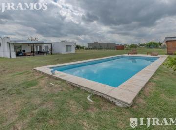 Casa · 121m² · 5 Ambientes · 2 Cocheras · Oportunidad Venta Casa San Sebastián A1 No Apto Credito Mb