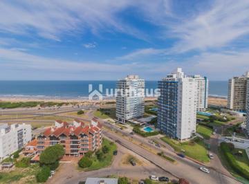 Foto1 · Venta Departamento 4 Dorm. Playa Brava Forest Tower