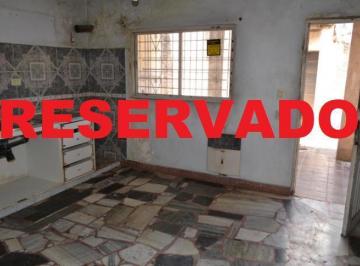Casa · 65m² · 3 Ambientes · 2 Cocheras · Casa - San Justo - Isidro Casanova - 3ambientes - Cochera - Patio - Oportunidad - Permuta - Financiación, Lote Propio
