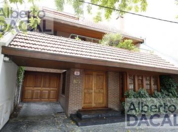 Casa · 424m² · 6 Ambientes · 3 Cocheras · Casa de Categoria Zona Norte