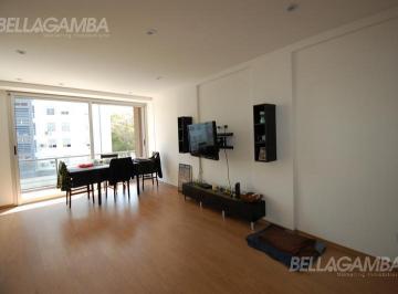Departamento · 82m² · 3 Ambientes · 3 Cocheras · Departamento Venta Florida 3 Ambientes Cochera Baulera
