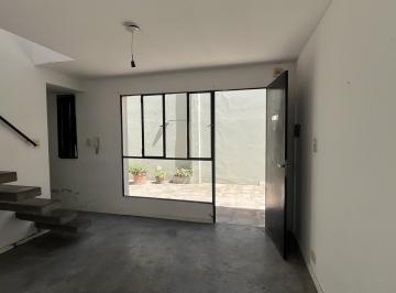 PH · 59m² · 2 Ambientes · PH en Alquiler 1 Dormitorio