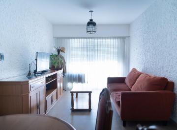 Departamento · 72m² · 4 Ambientes · 1 Cochera · Venta Departamento 4 Ambientes C/cochera en Olivos Vicente López