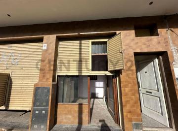 Local comercial · 27m² · 1 Ambiente · Local a La Calle en Zona Don Bosco