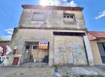 Bodega-Galpón · 128m² · Depósito Galpón en Venta en Lomas de Zamora, G. B. a. Zona Sur, Argentina