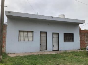 Casa de 2 ambientes, Florencio Varela · Casa en Venta