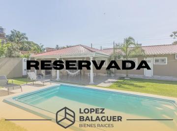 Casa · 170m² · 4 Ambientes · 2 Cocheras · Casa de 4 Ambientes con Piscina Apto Crédito en Ciudad Evita