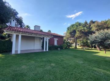 Casa · 116m² · 5 Ambientes · Casa en Lote Comercial Pinamar