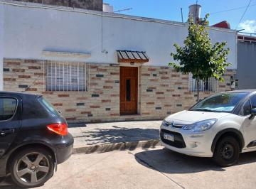 Departamento · 51m² · 3 Ambientes · Vendo PH de 3 Amb, con Patio, con Amplia Terraza.