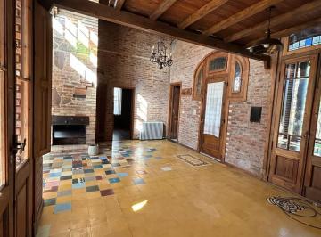 Casa de 5 ambientes, Pilar · Casa a La Venta en Saint Matthews Village, en Una Planta