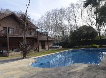 Casa · 300m² · 8 Ambientes · 4 Cocheras · Venta Casa 8 Ambientes Amplio Terreno en Ranelagh