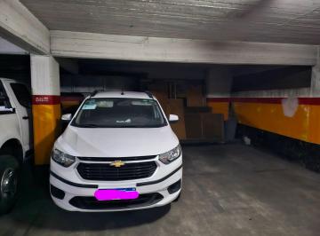 Garage · 12m² · Cochera 12 m Villa del Parque Facil Acceso
