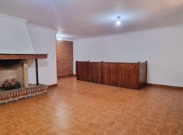 PH · 125m² · 4 Ambientes · 1 Cochera · PH 4 Ambientes Venta Lomas con Garage Apto Credito