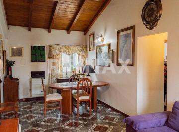 Departamento · 73m² · 4 Ambientes · Dpto 3 Dorm 3er Piso por Escaleras B° Mercantiles