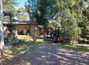 Casa · 61m² · 4 Ambientes · Venta 2 Lotes Casa 3 Amb + Amb Fondo Parque Pileta