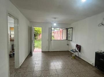 Casa · 72m² · 4 Ambientes · Venta Casa 3 Dorm. Barrio Las Flores Cordoba