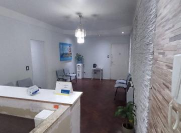 Departamento · 75m² · 4 Ambientes · Venta Departamento 4 Ambientes con Patio Barracas