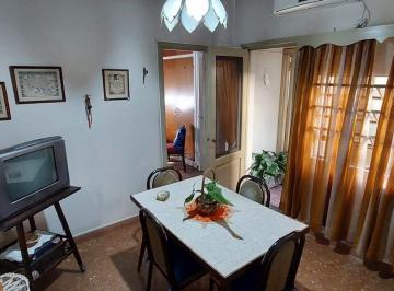 Casa · 280m² · 6 Ambientes · 6 Cocheras · Venta Casa Multifamiliar + Galpon + Local