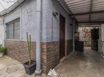 Casa · 40m² · 3 Ambientes · Venta Casa PH 2 Dorm. Patio Parrillero Prado