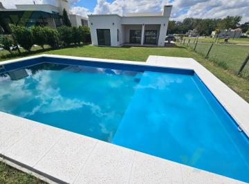 Casa · 98m² · 4 Ambientes · 2 Cocheras · Casa en Venta 4 Ambientes - Barrio Cerrado San Pablo - Pilar