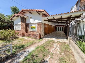 Casa · 154m² · 5 Ambientes · 1 Cochera · Propiedad en Venta Sobre Ruta 9 Roldan