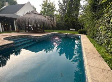 Casa · 200m² · 6 Ambientes · Casa en Venta en Larena Country Club, Pilar, G. B. a. Zona Norte