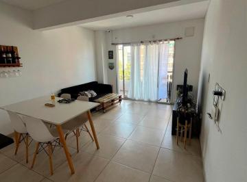 Departamento · 41m² · 2 Ambientes · Dpto 1 Dormitorio, Sta Fe Al 3900 - Rosario
