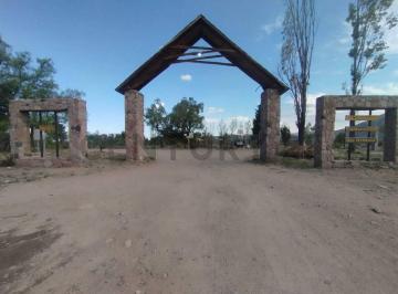 Oficina comercial · 553m² · 4 Ambientes · 1 Cochera · Venta de Cabañas en Blanco Encalada