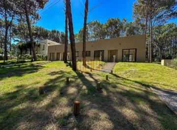Foto1 · Casas a Estrenar en Laguna del Sauce. Punta del Este