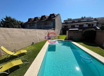 PH · 114m² · 4 Ambientes · 1 Cochera · Venta Increible Dúplex 4 Ambientes con Piscina, Cochera y Quincho en Carapachay