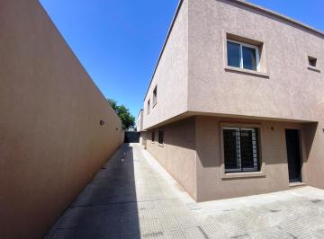 Casa de 4 ambientes, Lomas de Zamora · Excelente Duplex 4 Ambientes