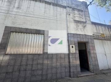 Casa · 230m² · 4 Ambientes · Casa en Venta Estados Unidos 46