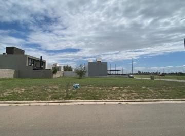 Terreno · 300m² · Lote en Venta - Apto Duplex - Prados de Manantiales