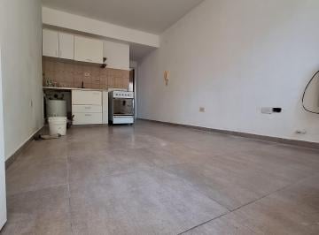 Departamento de 2 ambientes, La Plata · 17 37 y 38