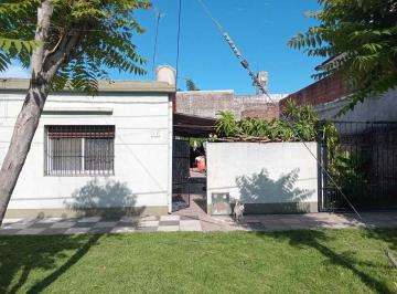Casa · 43m² · 2 Ambientes · Casa Chalet en Venta en General Pacheco, Tigre, G. B. a. Zona Norte