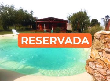 Quinta vacacional · 55m² · 3 Ambientes · 1 Cochera · Cabaña en Jardines de La Costa - Arroyo Leyes
