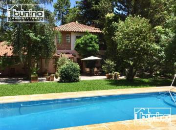 Casa · 258m² · 6 Ambientes · 2 Cocheras · Casa en Venta en Roldan - 4 Dorm., Pileta y Cochera