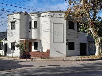 Casa · 175m² · 6 Ambientes · 1 Cochera · Casa en Barrio Matheu Tres Dorm., Cochera y Patio