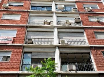 Departamento · 53m² · 2 Ambientes · Venta Departamento 2 Ambientes Al Frente en Microcentro