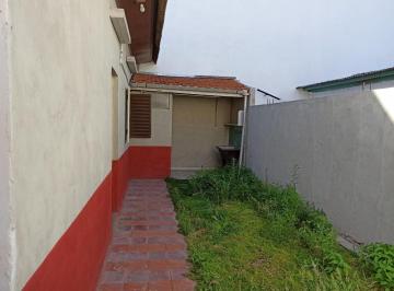 PH · 65m² · 3 Ambientes · PH Departamento Tipo Casa 3 Ambientes con Patio - Lanús