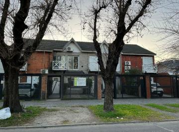 Casa de 5 ambientes, Esteban Echeverría · Dúplex con 3 Dorm. - Monte Grande