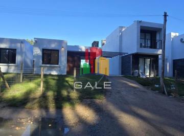 Foto1 · Oportunidad en Construccion, Casa de 3 Dorm. en Parque Burnett
