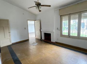Casa de 5 ambientes, Córdoba · Venta B° Marques de Sobremonte Casa 3 Hab Patio Garage