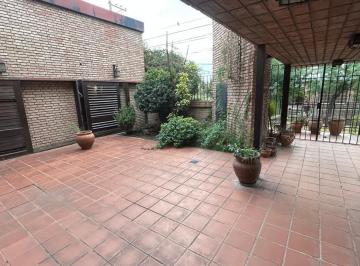 Ingreso 1 · Vendo Casa 3 Dorm - Parque Velez Sarsfield - Cochera - Dep de Servicio -