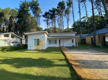 Casa · 160m² · 4 Ambientes · Alquiler Temporal, Casa, Costa Esmeralda, Barrio Senderos III, Lote Al 200