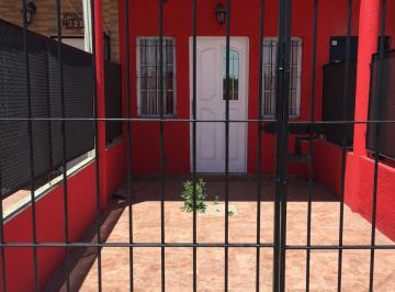 Casa de 3 ambientes, José C Paz · Duplex con Espacio Vehicular y Patio