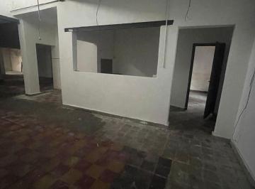 Bodega-Galpón de 3 ambientes, Córdoba · En Alquiler. Galpon de 170 m² con Oficina y Patio de Luz. Excelente Ubicación.